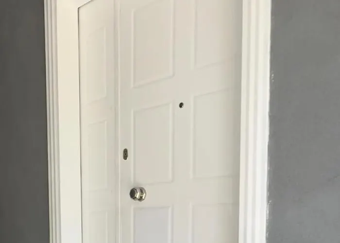 Center شقة تيرانا